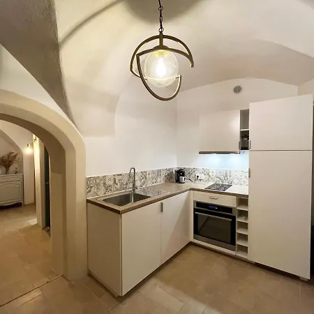 Apartment La Source Saint-Saturnin-de-Lucian
