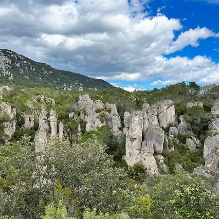 Apartmán La Source Saint-Saturnin-de-Lucian