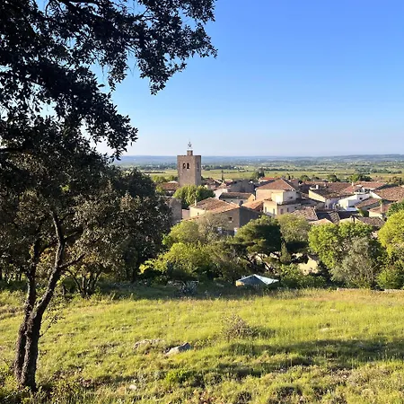 La Source Apartmán Saint-Saturnin-de-Lucian
